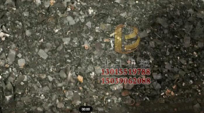 線(xiàn)路板炭化處理可以提供更好的金屬回收